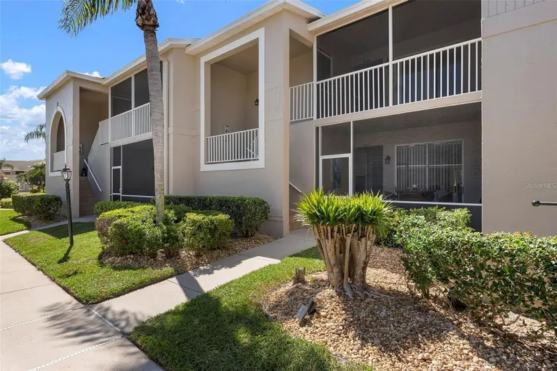9580 HIGH GATE DRIVE #1822, SARASOTA