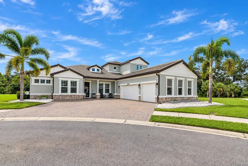 6233 RIVO LAKES BOULEVARD, SARASOTA