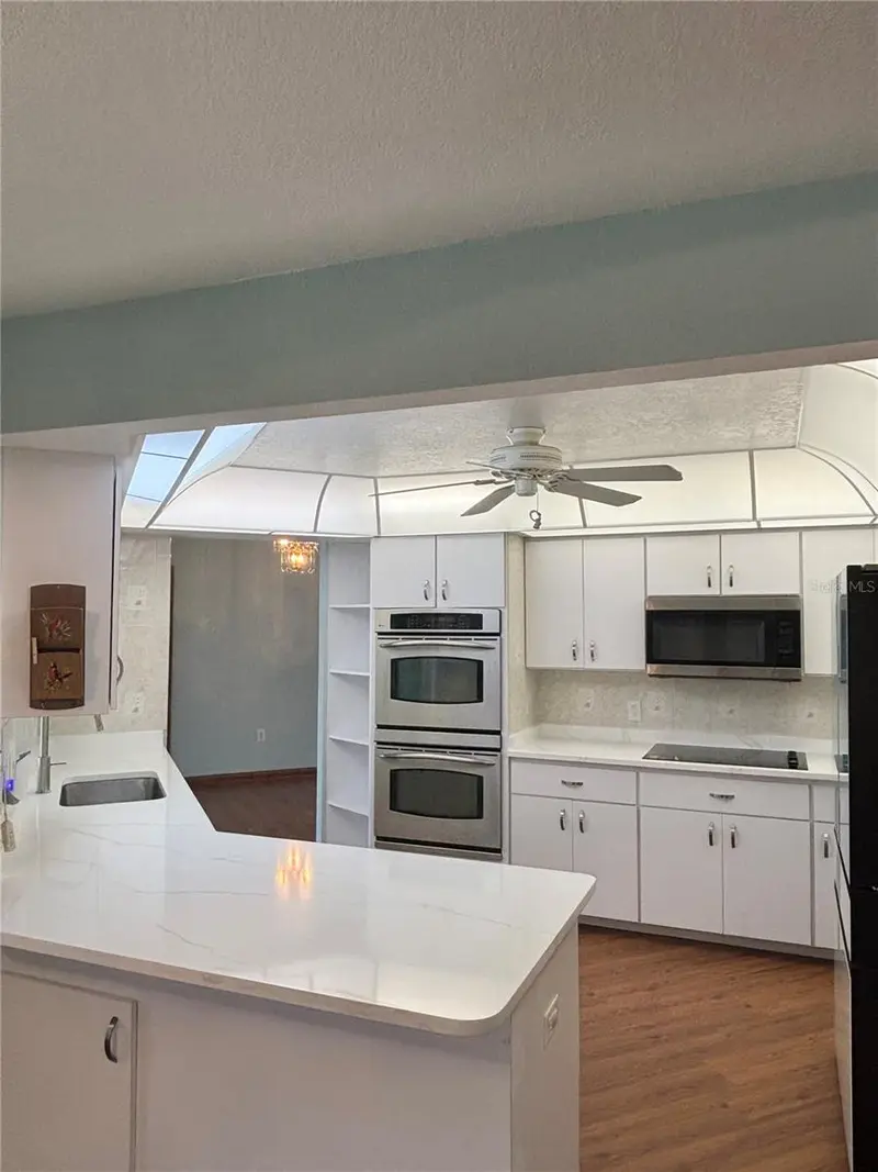 Thumbnail 21