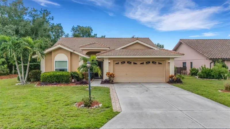 6104 NICOLE DRIVE, SARASOTA