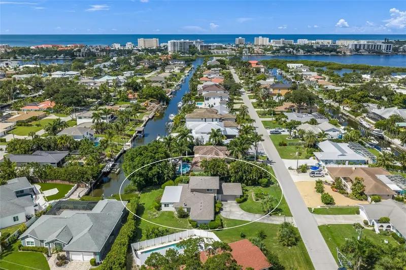 1820 STANFORD LANE, SARASOTA