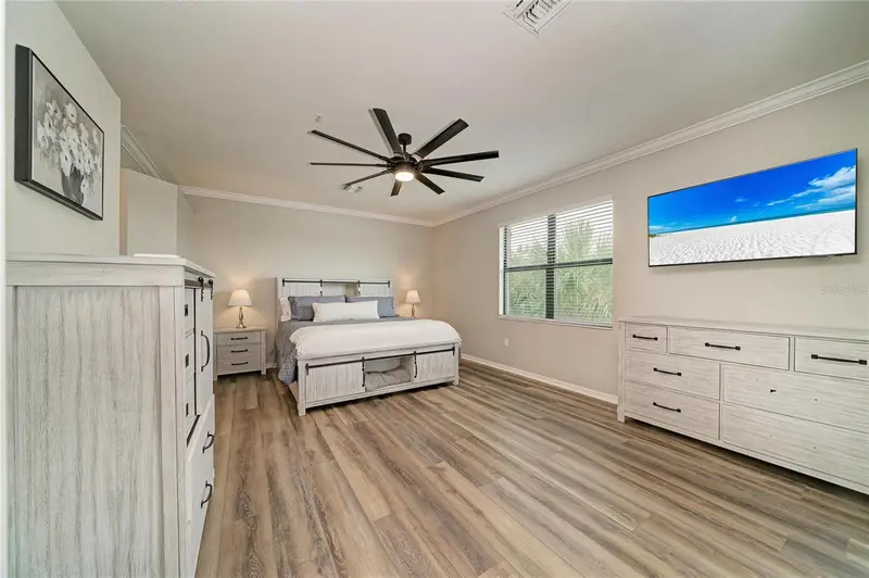 Thumbnail 18