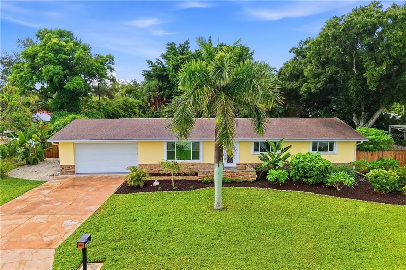 2720 GOLDENROD STREET, SARASOTA