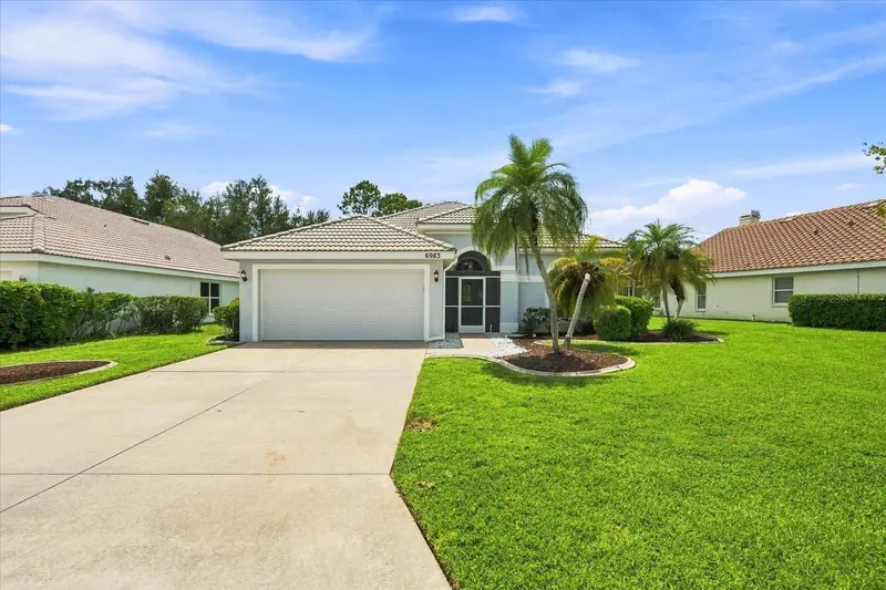 6983 SUPERIOR STREET CIRCLE, SARASOTA