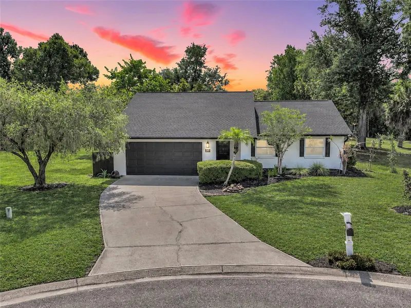 125 WOODINGHAM DRIVE, VENICE