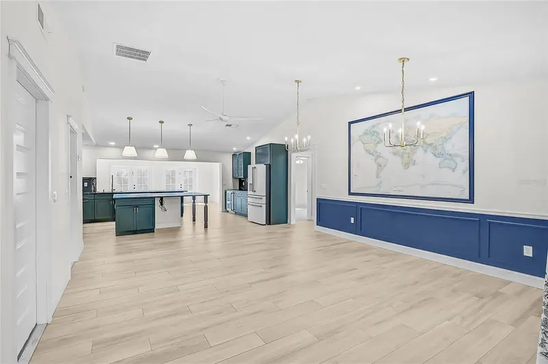 125 WOODINGHAM DRIVE, VENICE, photo 5 of 45