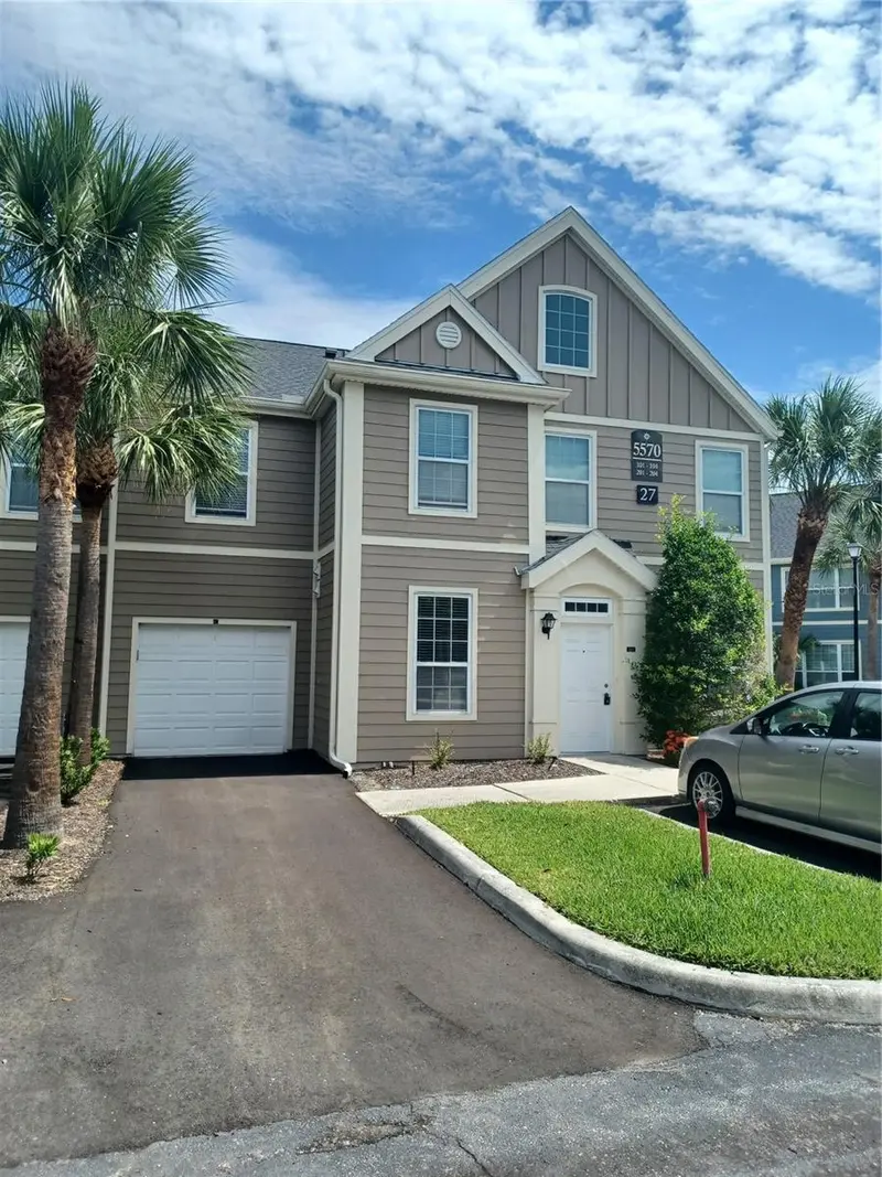 5570 ROSEHILL ROAD #102, SARASOTA