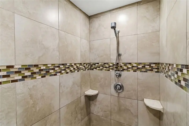 Thumbnail 29