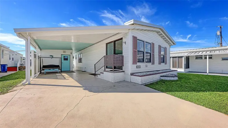 2036 MOBILE ESTATES DRIVE, SARASOTA