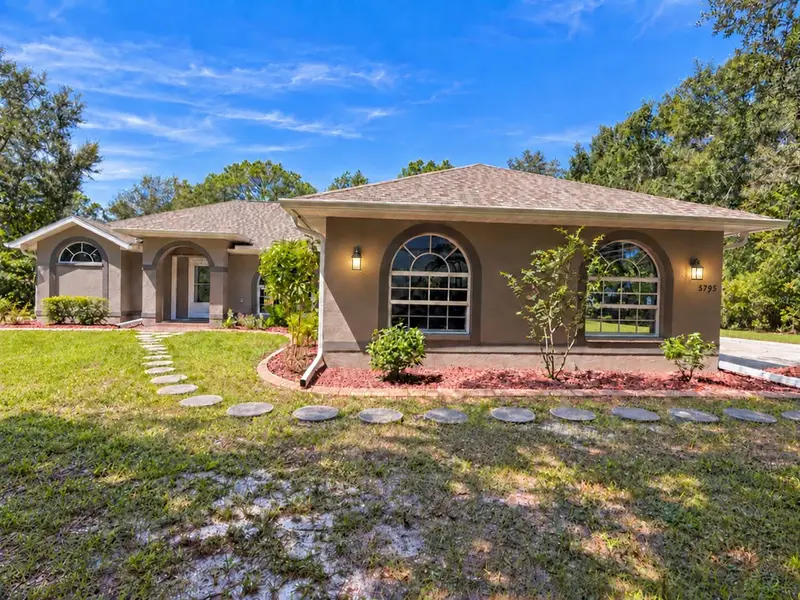 5795 SALFORD BOULEVARD, NORTH PORT