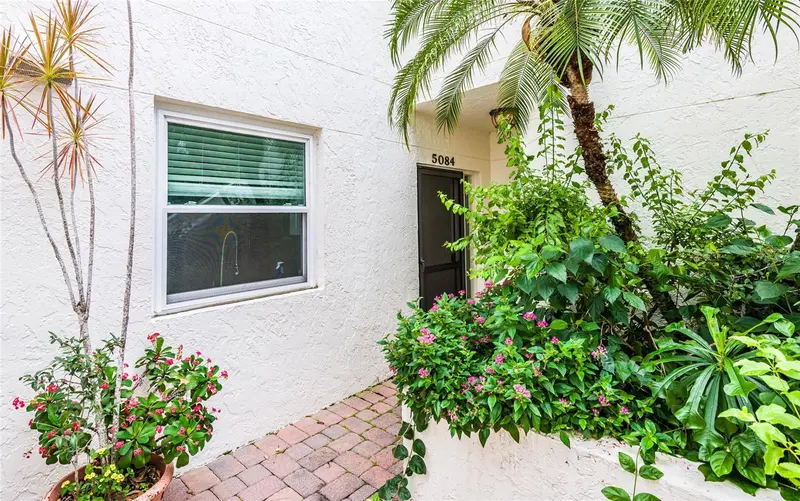 5084 MARSH FIELD ROAD #77, SARASOTA