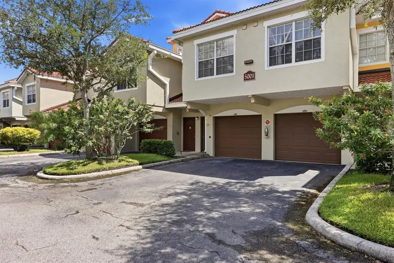 5001 BARALDI CIRCLE #22-209, SARASOTA