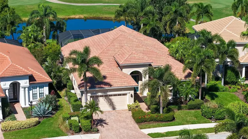 13978 SIENA LOOP, LAKEWOOD RANCH, photo 4 of 65