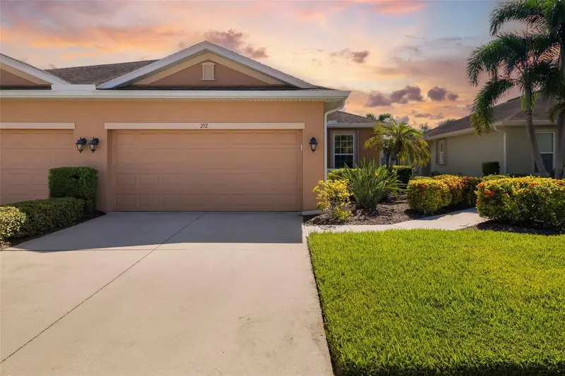 292 CAPULET DRIVE, VENICE