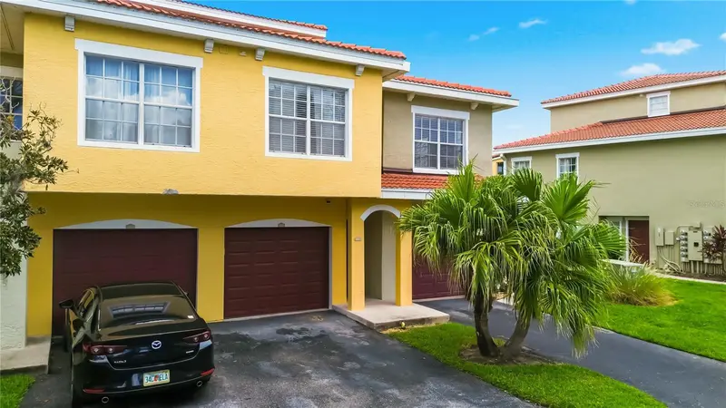 5601 BENTGRASS DRIVE #10-117, SARASOTA