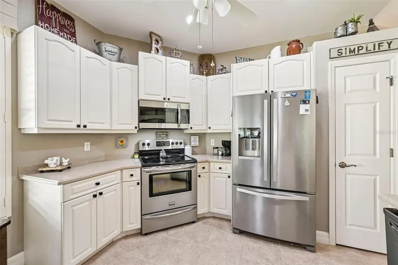 Thumbnail 13