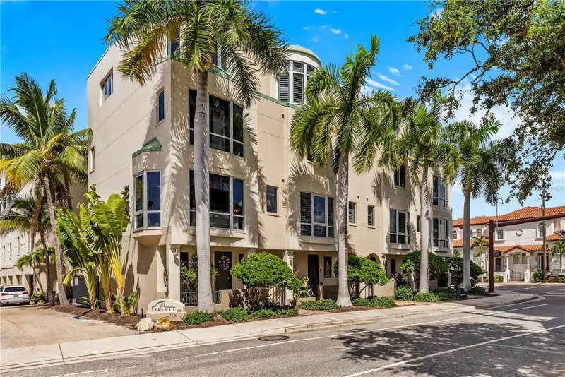 235 COCOANUT AVENUE #101A, SARASOTA