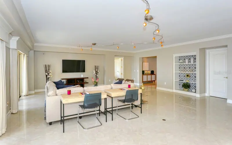 Thumbnail 25