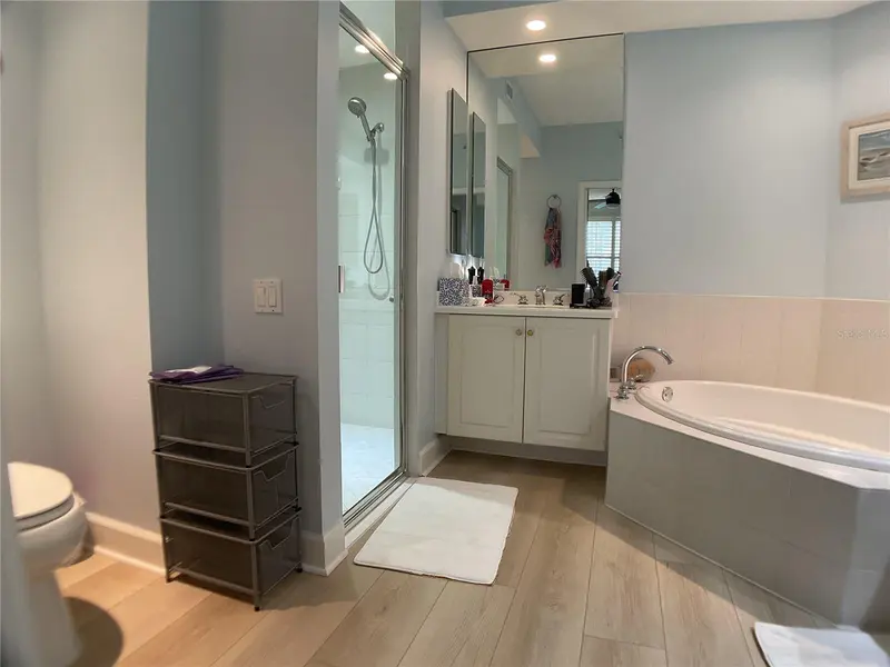 Thumbnail 23