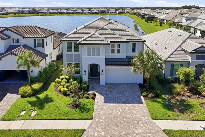 17539 SAVORY MIST CIRCLE, LAKEWOOD RANCH