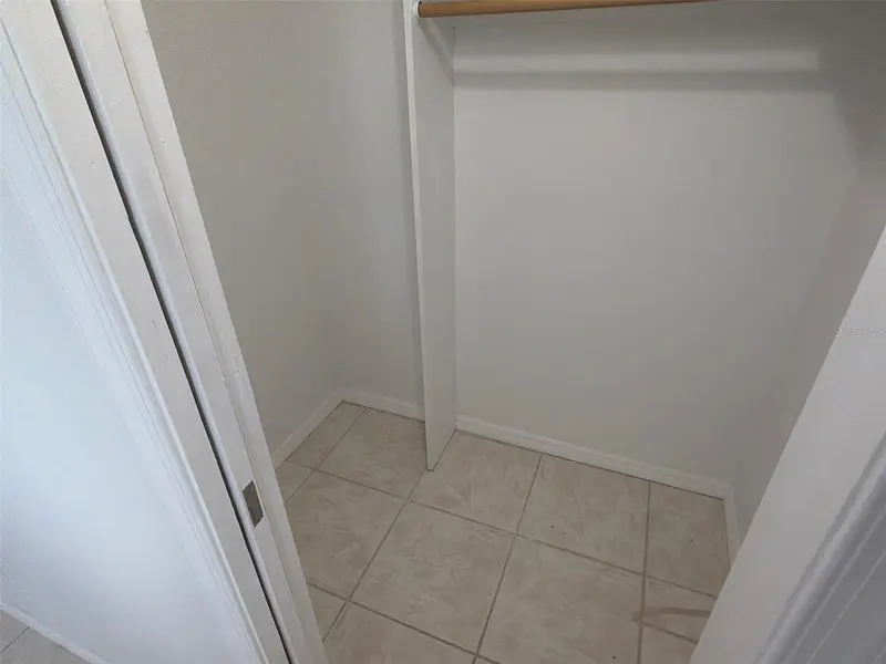 Thumbnail 33