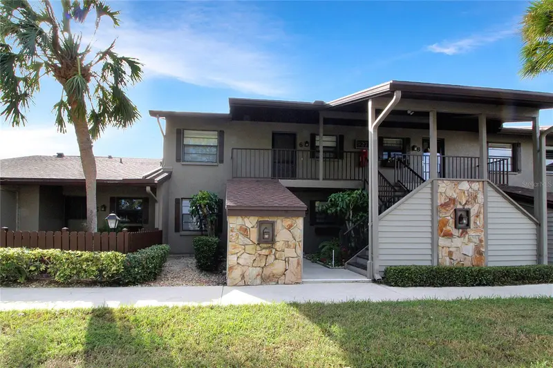 929 CAPRI ISLES BOULEVARD #22, VENICE
