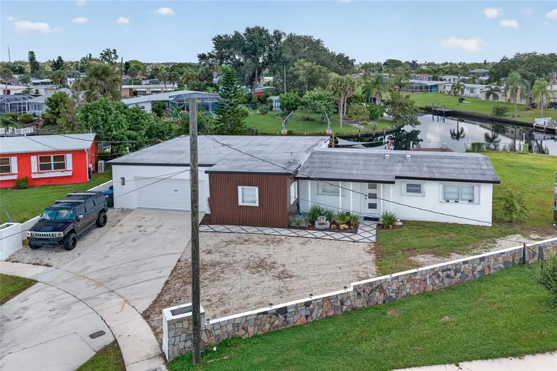 6484 ANGLE PLACE, NORTH PORT