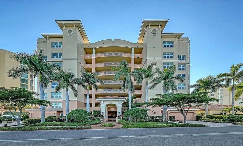 3621 N POINT ROAD #403, OSPREY
