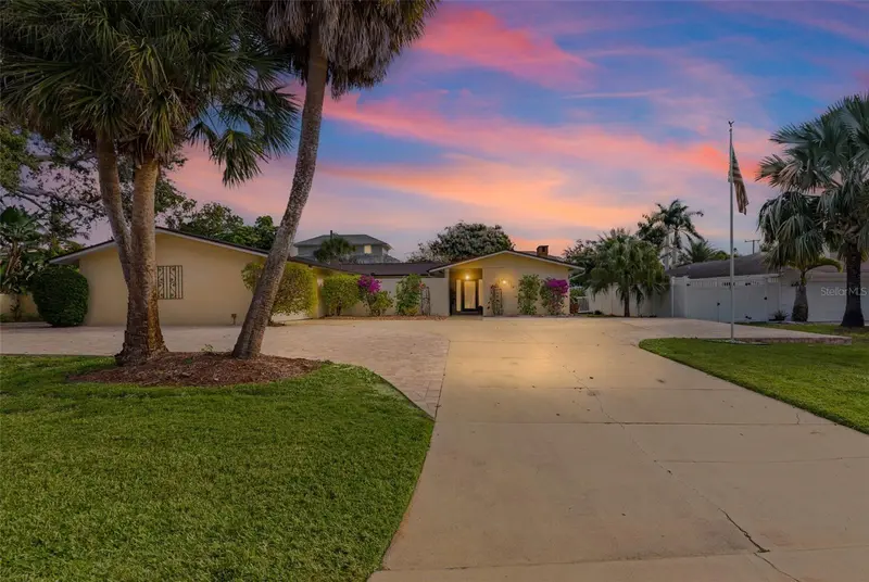 7215 WESTMORELAND DRIVE, SARASOTA