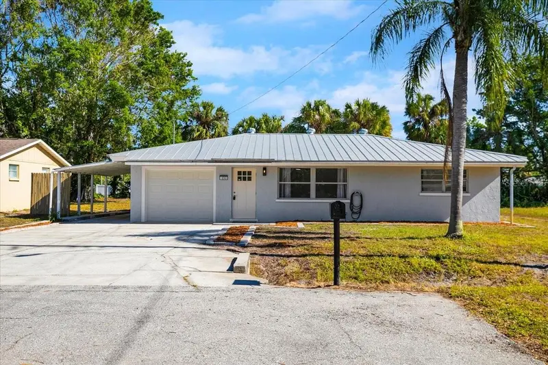 6243 CARLTON AVENUE, SARASOTA