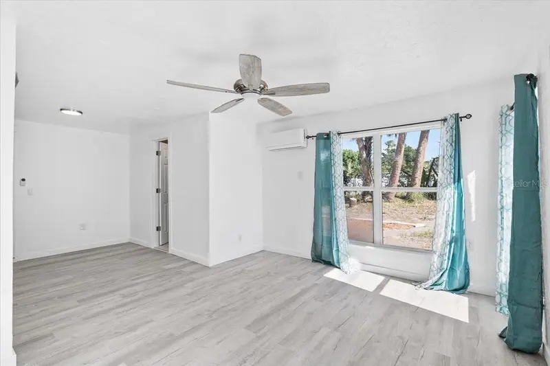 Thumbnail 22