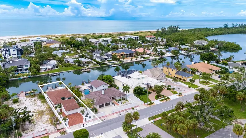 556 WASHINGTON DRIVE, SARASOTA