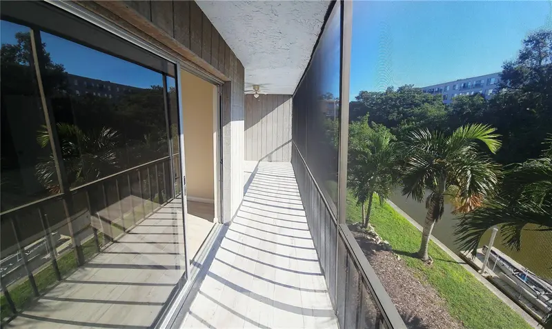 Thumbnail 22