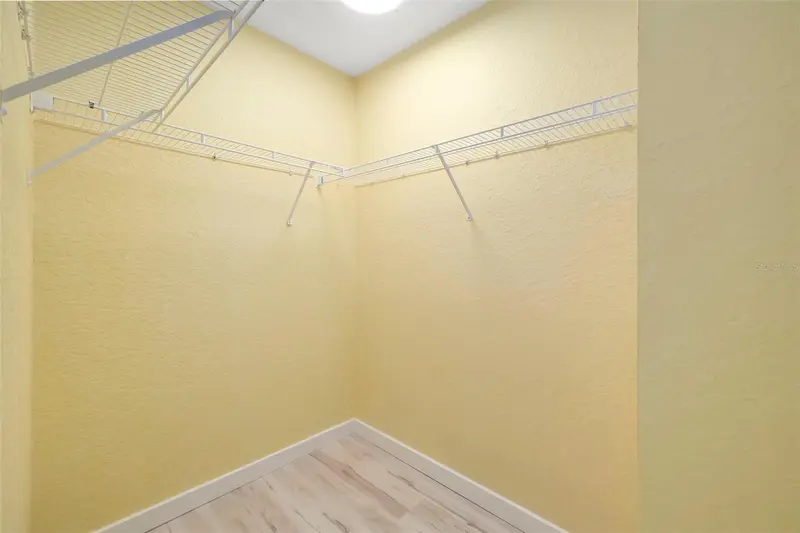 Thumbnail 26