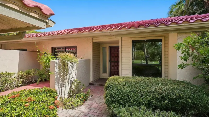 4802 KESTRAL PARK CIRCLE #22, SARASOTA