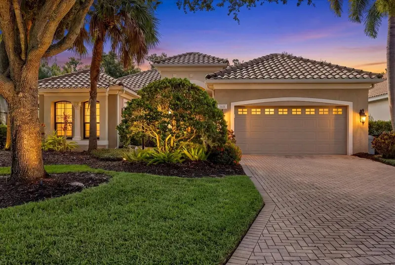 7651 PORTSTEWART DRIVE, LAKEWOOD RANCH