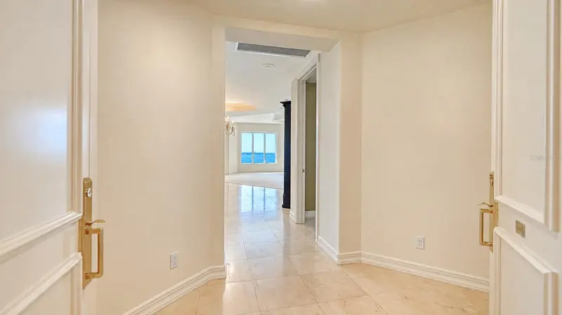 340 PALM AVENUE #101, SARASOTA, photo 5 of 48