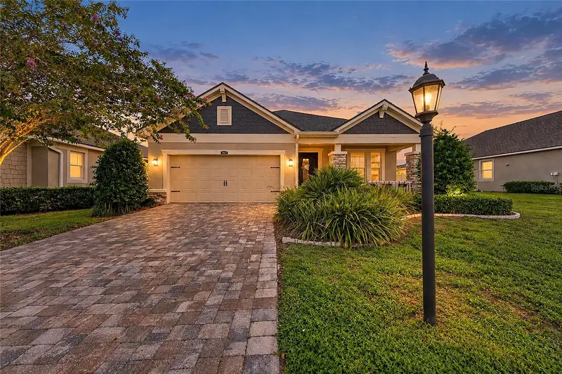11227 SPRING GATE TRAIL, BRADENTON