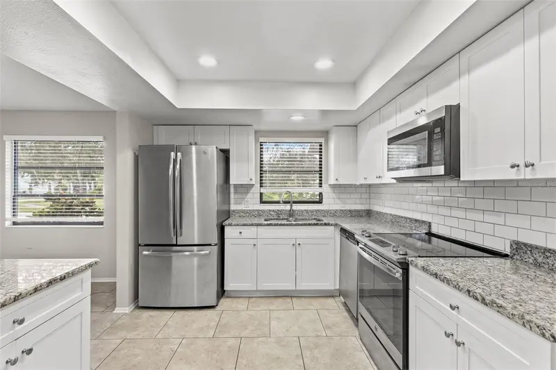 Thumbnail 13