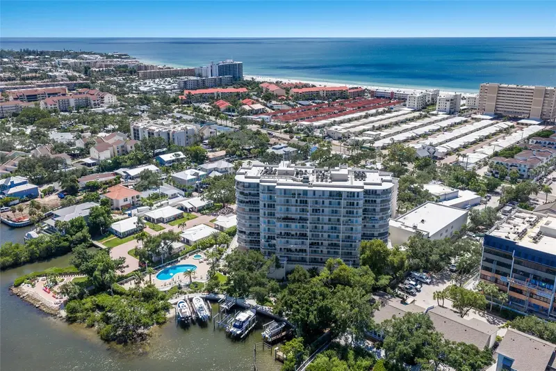 1640 SUMMERHOUSE LANE #40, SARASOTA