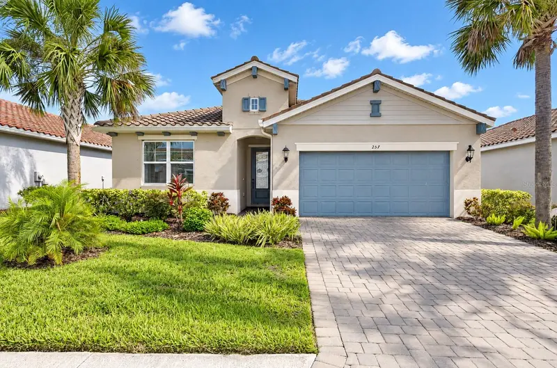 257 DAYLILY BOULEVARD, NOKOMIS
