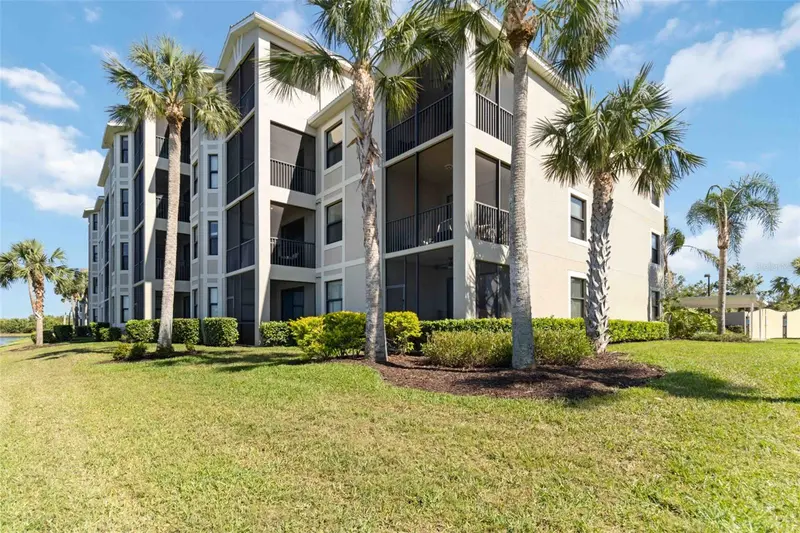 7015 RIVER HAMMOCK DRIVE #201, BRADENTON