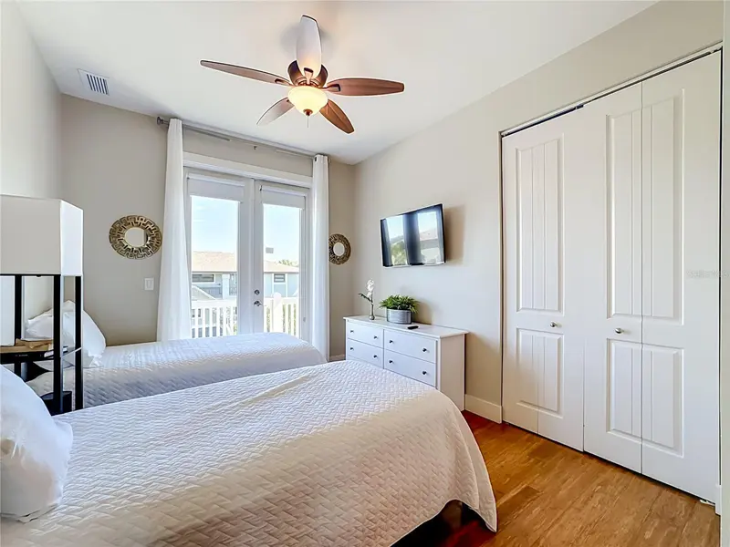 Thumbnail 30