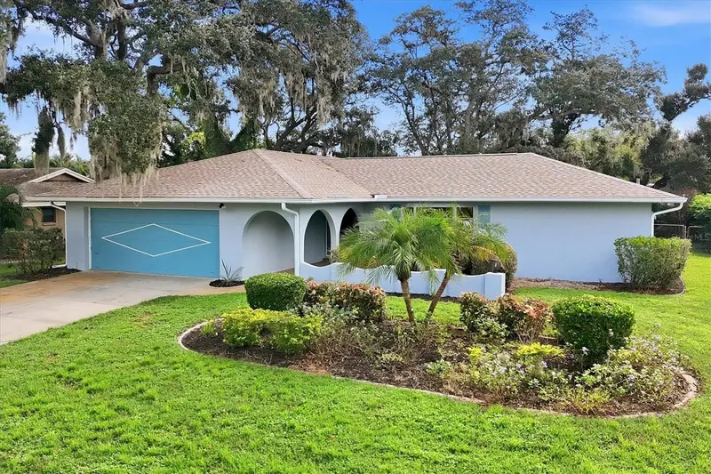 125 MIMOSA DRIVE, SARASOTA