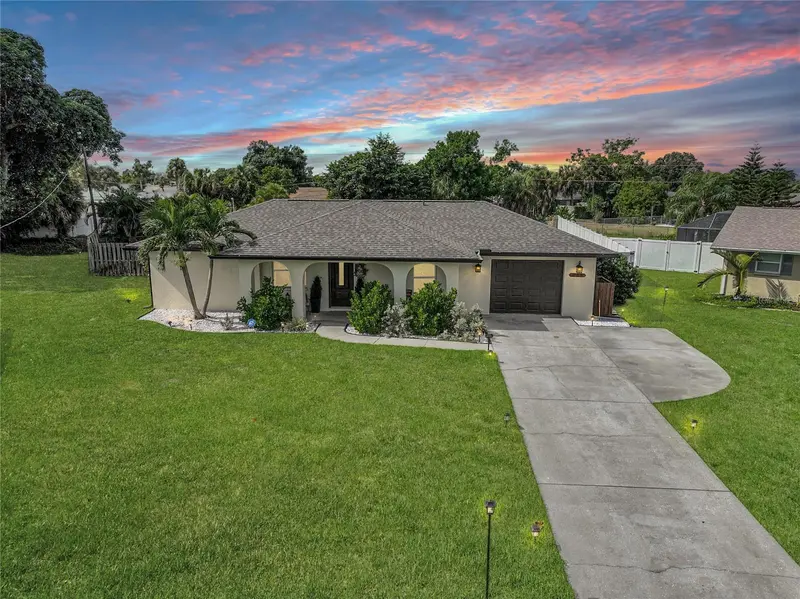 233 MALVERN DRIVE, VENICE