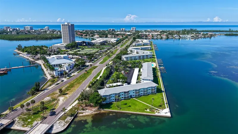 777 JOHN RINGLING BOULEVARD #2, SARASOTA