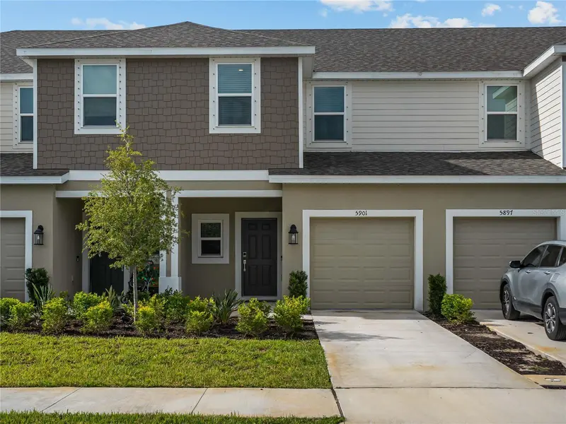 5901 BISCOTTI STREET, NOKOMIS