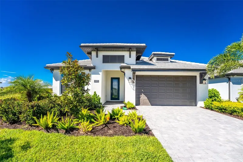 237 VISTERA BOULEVARD, NOKOMIS