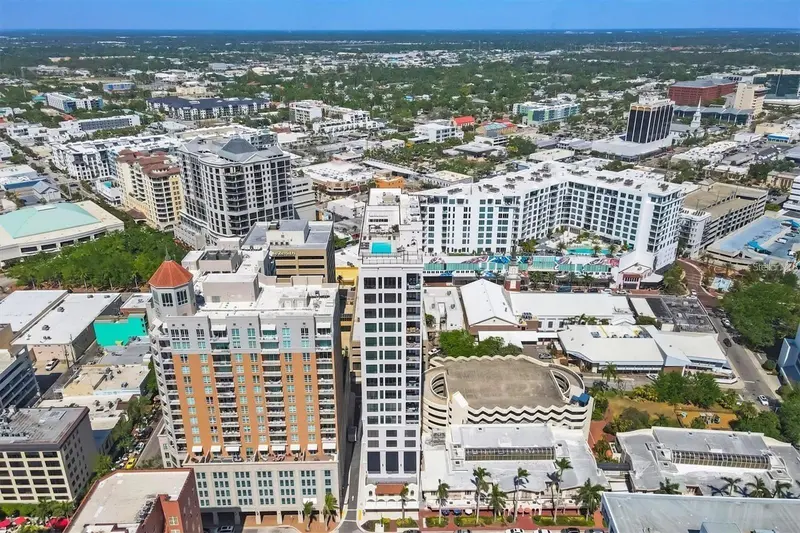 33 PALM AVENUE #704, SARASOTA