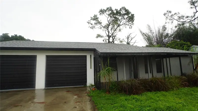 4372 ULSTER AVENUE, NORTH PORT